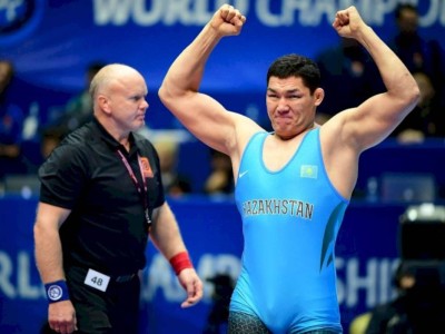 
                    Казахстанцы стали бронзовыми призерами молодежного чемпионата мира по вольной борьбе
                