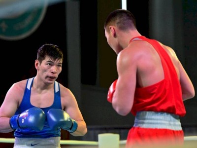 
                    Нурбек Оралбай пробился в финал международного турнира по боксу
                