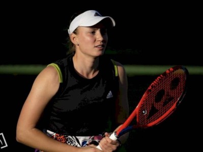 
                    Елена Рыбакина стартовала с победы на Indian Wells Masters в США
                