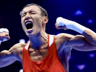 
                    Новым чемпионом мира по боксу стал казахстанец Темиртас Жусупов
                