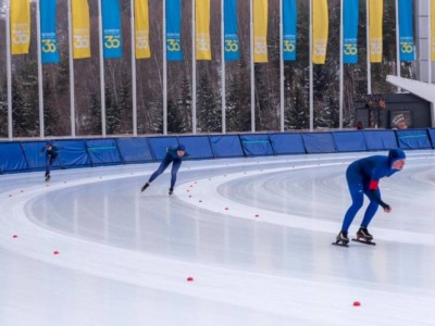 
                    15-кратный чемпион страны тренировался на балконе для подготовки к первому старту сезона
                