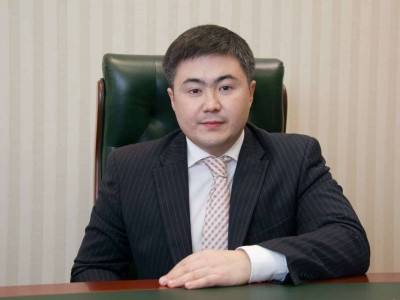 
                    Глава Нацбанка объяснил причину ослабления тенге
                