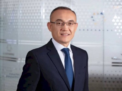 
                    Председатель Нацбанка РК освобожден от должности
                