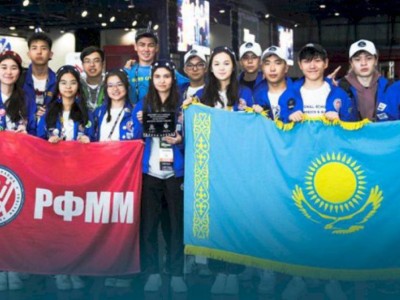 
                    Казахстанские школьники завоевали три престижные награды FIRST World Championship
                