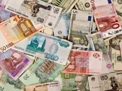 
                    Тенге укрепился, рубль ослаб: обзор по курсу мировых валют за неделю
                