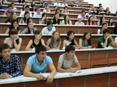 
                    В Казахстане сокращен перечень специальностей по заочной форме обучения
                