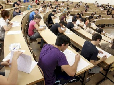 
                    В Казахстане сокращается численность студентов вузов
                