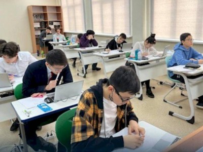 
                    Алматинские школьники завоевали золото на международной математической олимпиаде
                