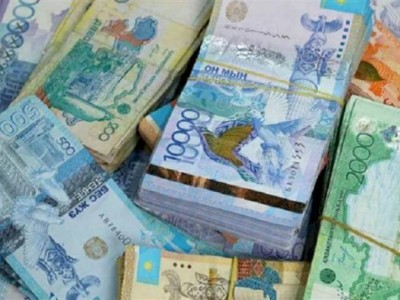 
                    Тенге укрепился на 1,7% за месяц
                