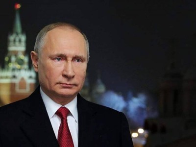 
                    Владимир Путин рассказал, как встретит Новый год
                