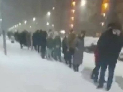
                    Жители Подмосковья столкнулись с транспортным коллапсом
                
