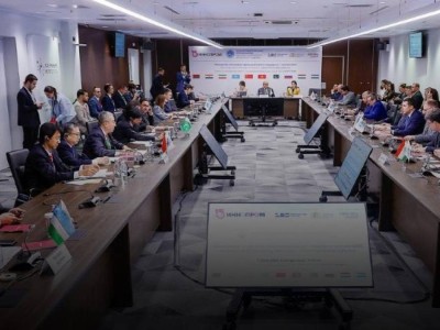 
                    ШОС укрепляет промышленную кооперацию на выставке «ИННОПРОМ»
                