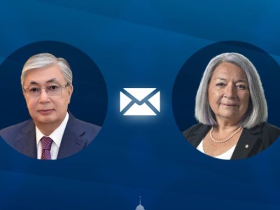 
                    Глава государства поздравил генерал-губернатора Канады
                