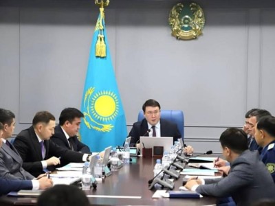 
                    В области Жетісу прошло заседание антитеррористической комиссии
                