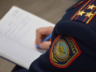 
                    Незаметно подсунул фальшивку: в Астане задержали злоумышленника
                