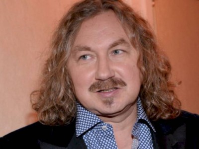 
                    Певец Игорь Николаев экстренно госпитализирован в Москве
                