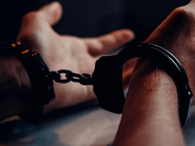 
                    Из Украины экстрадирован казахстанец, подозреваемый в особо крупном мошенничестве 
                