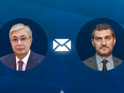 
                    Глава государства Токаев поздравил президента Грузии 
                