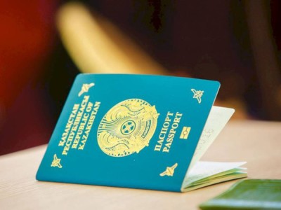 
                    Теперь посещающие Индонезию казахстанцы могут оформлять в аэропорту «визы по прибытии»
                