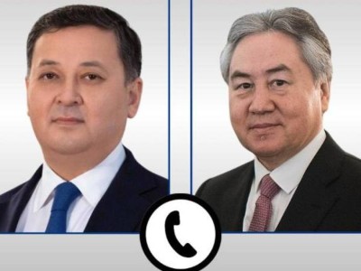
                    Главы МИД Казахстана и Кыргызстана обсудили вопросы стратегического партнерства
                