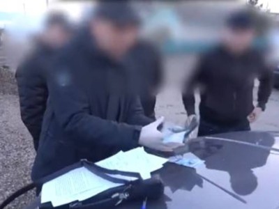 
                    Замакима в СКО подозревается в получении взятки
                