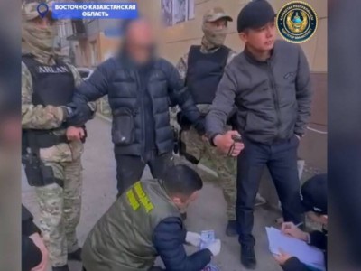
                    Вымогателя задержала полиция ВКО
                