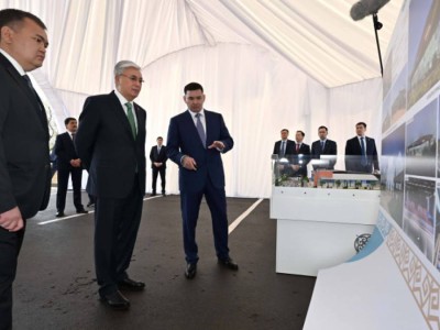 
                    Токаеву представили планы по озеленению и благоустройству Астаны
                