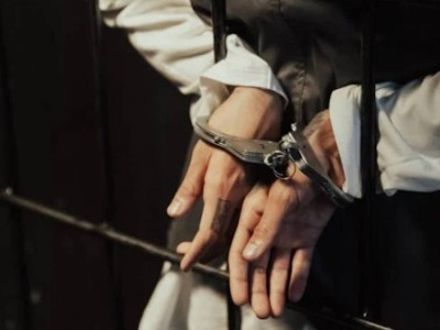 
                    Подозреваемый в серийном мошенничестве экстрадирован из Москвы
                
