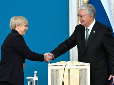 
                    Касым-Жомарт Токаев и Наташа Пирц-Мусар провели брифинг для представителей СМИ
                
