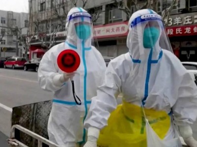 
                    Китай вновь вводит жесткие ограничения из-за вспышки ковида
                
