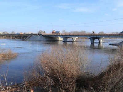 
                    Взрывные работы провели на реке Тобол в Костанайской области
                