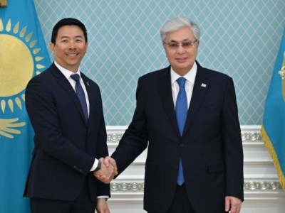 
                    Токаев принял председателя правления компании Presight.AI 
                