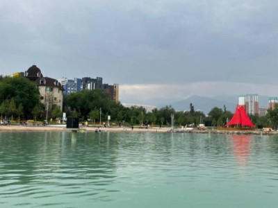 
                    Скверы, Сайран, дворы и дома: в Ауэзовском районе реализуют масштабные проекты благоустройства
                