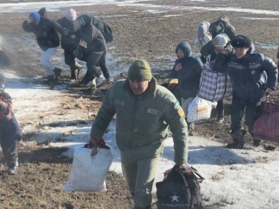 
                    В Алматы открыт пункт приема гуманитарной помощи пострадавшим от наводнения
                