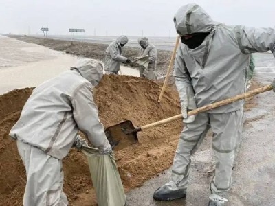 
                    Пункты сбора гуманитарной помощи для пострадавших от паводков открыли в Астане
                