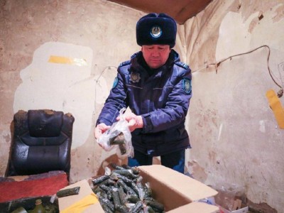 
                    Подпольный цех по производству насвая ликвидировали в Астане
                