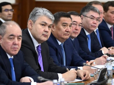 
                    Глава государства поручил обеспечить максимальную защиту персональных данных граждан
                