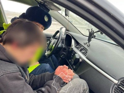 
                    В области Абай диспетчер службы спасения предотвратила попытку суицида
                
