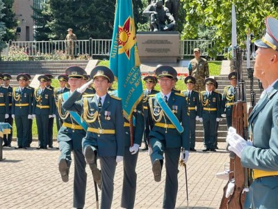 
                    В Алматы состоялся выпуск офицеров Военного института Сухопутных войск
                