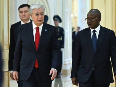 
                    Президенты Казахстана и Гвинея-Бисау провели переговоры в расширенном формате
                