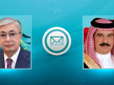 
                    Токаев поздравил короля Бахрейна
                