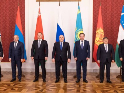 
                    Бектенов принял участие в заседании ЕМПС в Москве
                