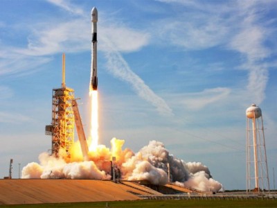 
                    SpaceX запустила еще 53 интернет-спутника Starlink
                