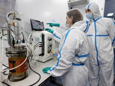
                    Эксперт признал невозможным окончание мутаций коронавируса
                