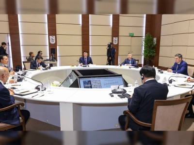 
                    В Правительстве прошло заседание Высшего Попечительского Совета NU, НИШ и «Назарбаев Фонд»
                