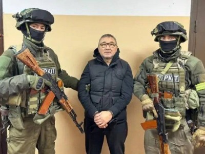 
                    В аэропорту Алматы задержали разыскиваемого 10 лет мужчину
                