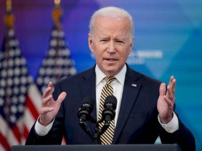 
                    Худшим президентом США назвали Байдена
                