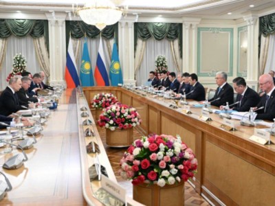 
                    Путин: Казахстан под руководством Токаева добивается впечатляющих результатов
                