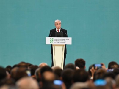
                    Глава государства Касым-Жомарт Токаев принял участие в первом форуме работников сельского хозяйства
                
