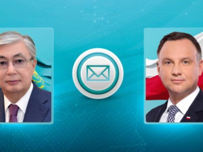 
                    Токаев поздравил президента Польши 
                